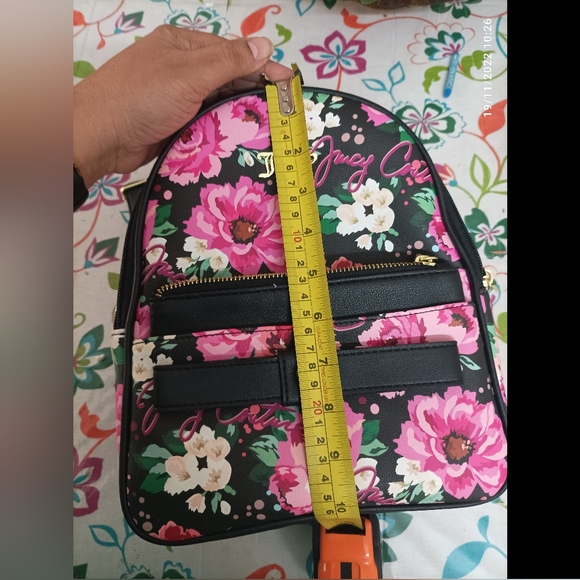 Authentic Floral Juicy Couture Peek-A-Bow Backpack NWT - Picture 9 of 14
